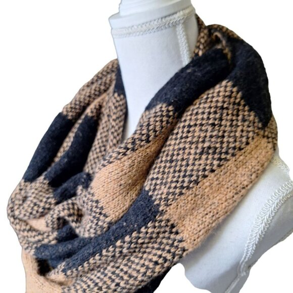 Ardene Scarf Inifinity Plaid Fall Warm Wrap Black Tan - Picture 2 of 7
